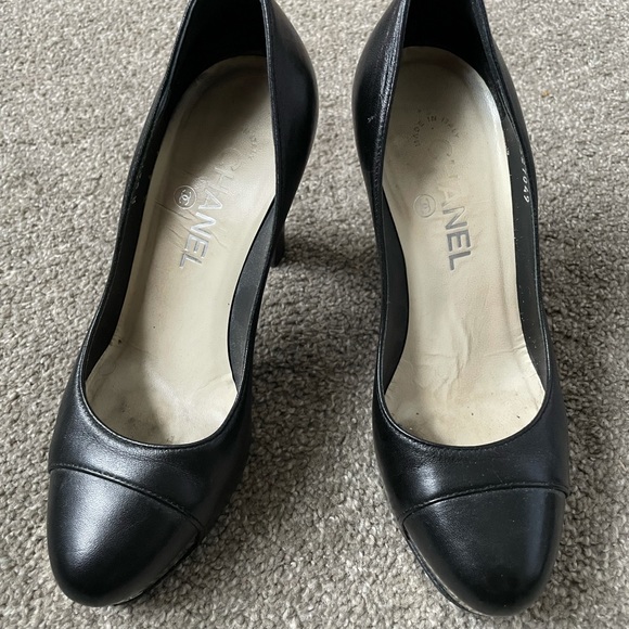 Chanel Platform Pumps - Picture 2 of 6